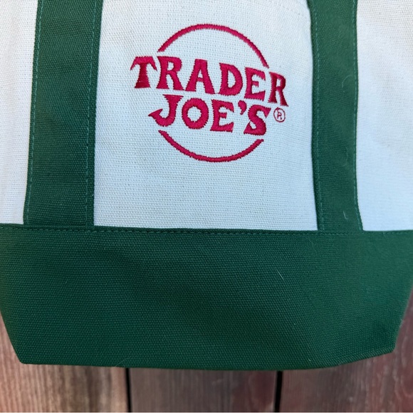 **NWT** Trader Joe's Canvas Tote Bag - Picture 9 of 13
